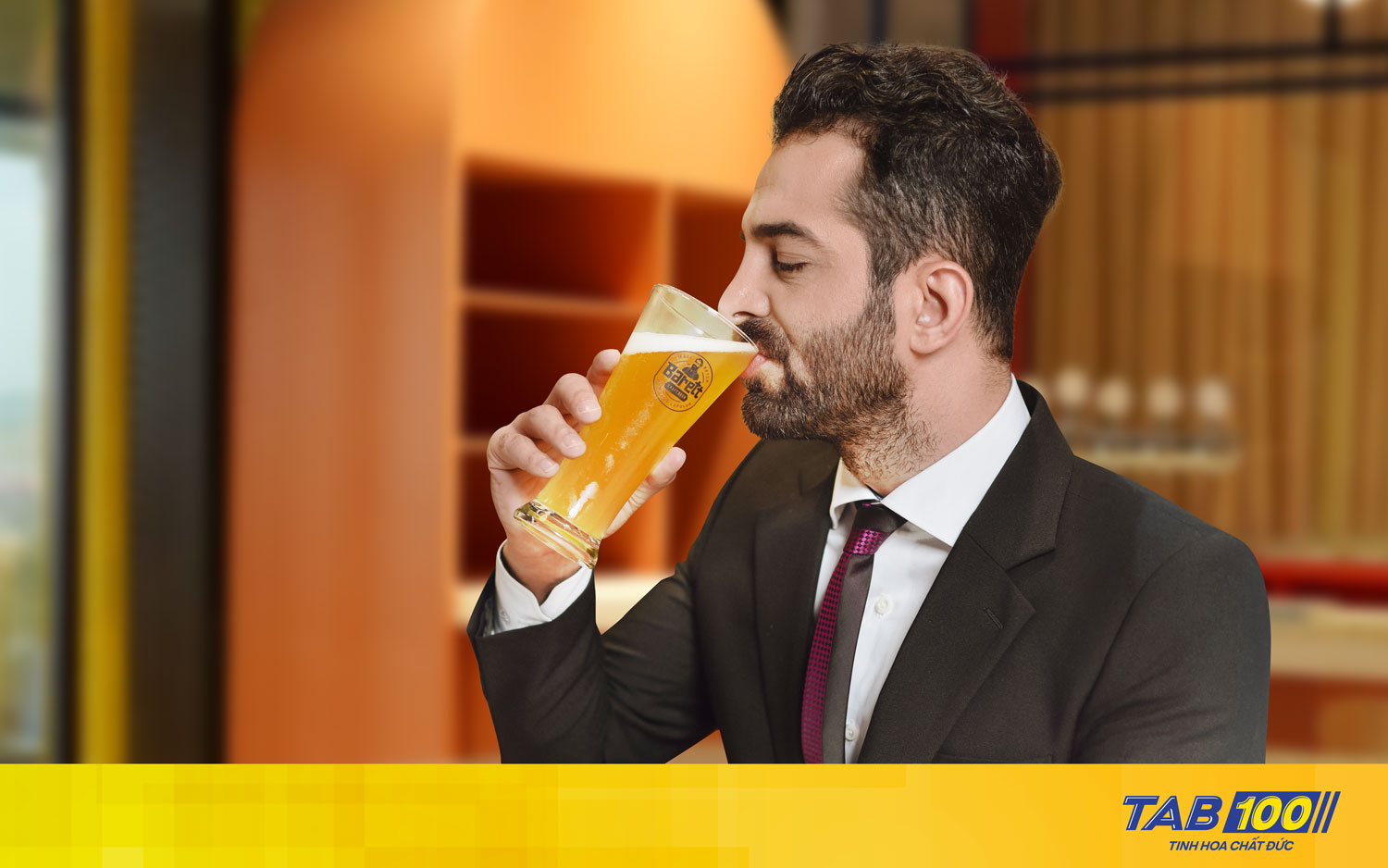 Tại sao bia có vị đắng? Bia đắng có phải bị hỏng hay không? Tùy vào khẩu vị, bạn có thể lựa chọn bia hơi TAB100 hoặc Barett với nhiều hương vị khác nhau.